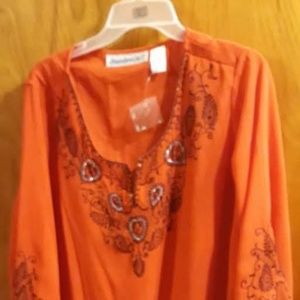 Woman's Orange Tunic Top Sz !8